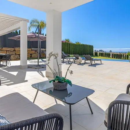 Vacation Marbella I De La Resina, Infinity Pool, Golf Community, Africa Views Estepona