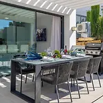 Vacation Marbella I De La Resina, Infinity Pool, 24-7 Security, Rooftop Solarium, Bbq, Golf Community, Africa Views Βίλα *