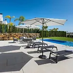 Vacation Marbella I De La Resina, Infinity Pool, 24-7 Security, Rooftop Solarium, Bbq, Golf Community, Africa Views * Estepona