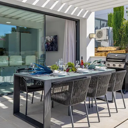 Vacation Marbella I De La Resina, Infinity Pool, 24-7 Security, Rooftop Solarium, Bbq, Golf Community, Africa Views וילה *