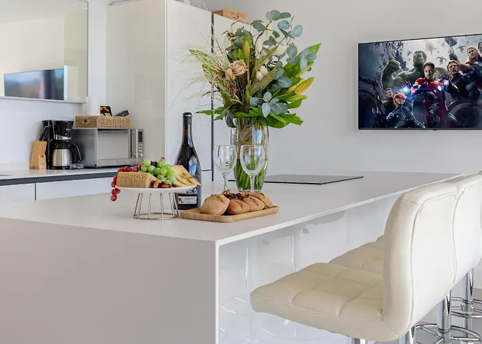 Vacation Marbella I De La Resina, Infinity Pool, Golf Community, Africa Views