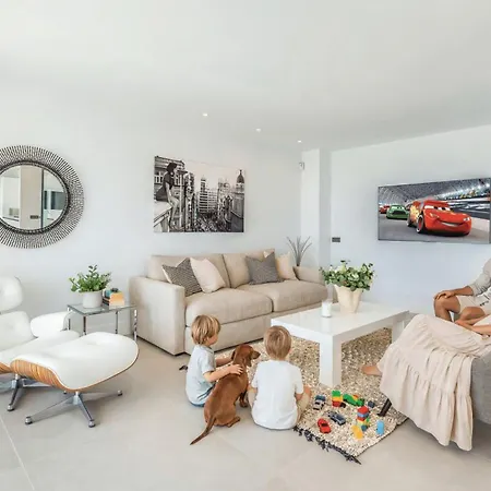 Vacation Marbella I Villa De La Resina, Infinity Pool, 24-7 Security, Rooftop Solarium, Bbq, Golf Community, Africa Views